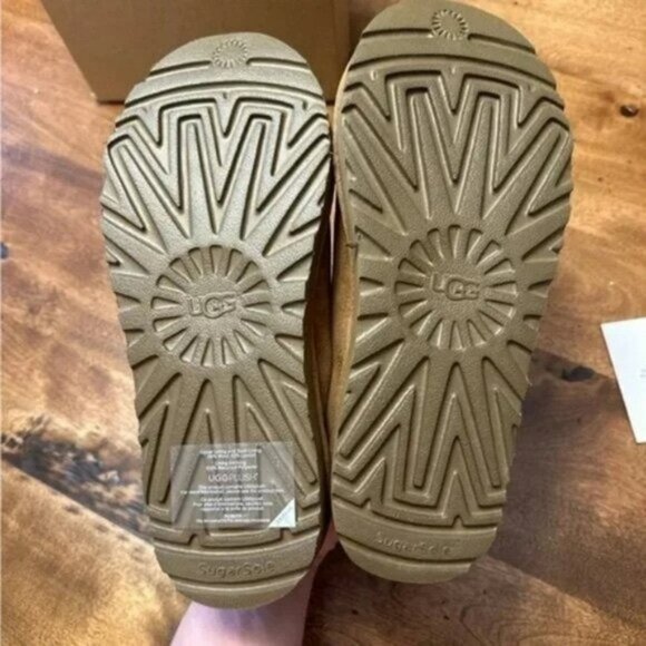 UGG tasman slippers in chestnut - Picture 5 of 6